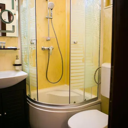 酒店 Regal 科斯蒂内什蒂