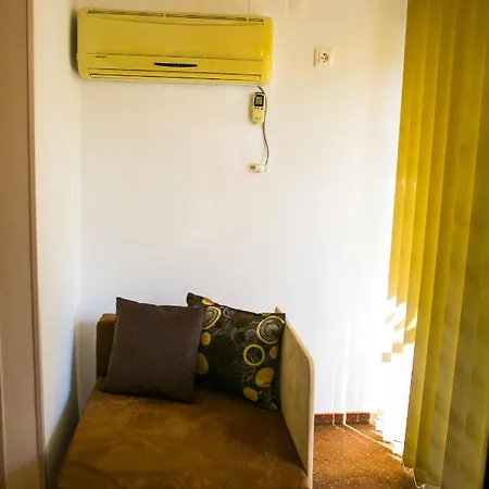 酒店 Regal 科斯蒂内什蒂