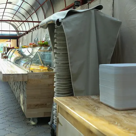 Regal 科斯蒂内什蒂