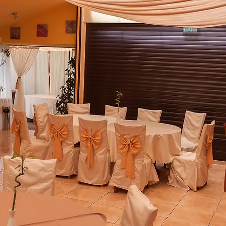 Regal 酒店 科斯蒂内什蒂